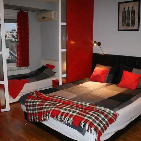 Savinac Apartman U Srcu Beograda, Trg Slavija Buitenkant foto