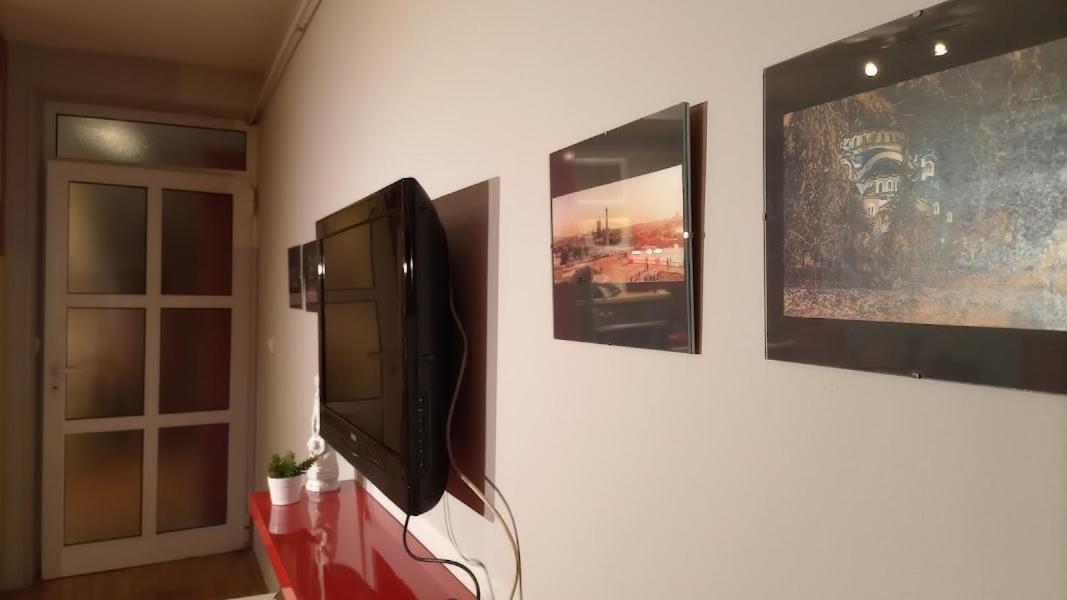 Savinac Apartman U Srcu Beograda, Trg Slavija Buitenkant foto